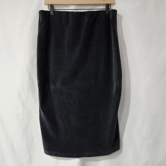 Wild Fable Women's Pencil Skirt Size XXL Black Textured Velour Scandi Chic - Picture 6 of 6